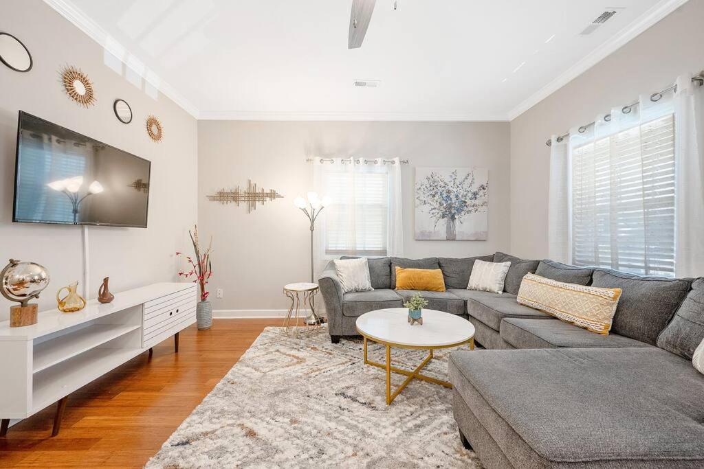 * Lux Modern Retreat * Downtown * King Beds * Apartment Durham Luaran gambar
